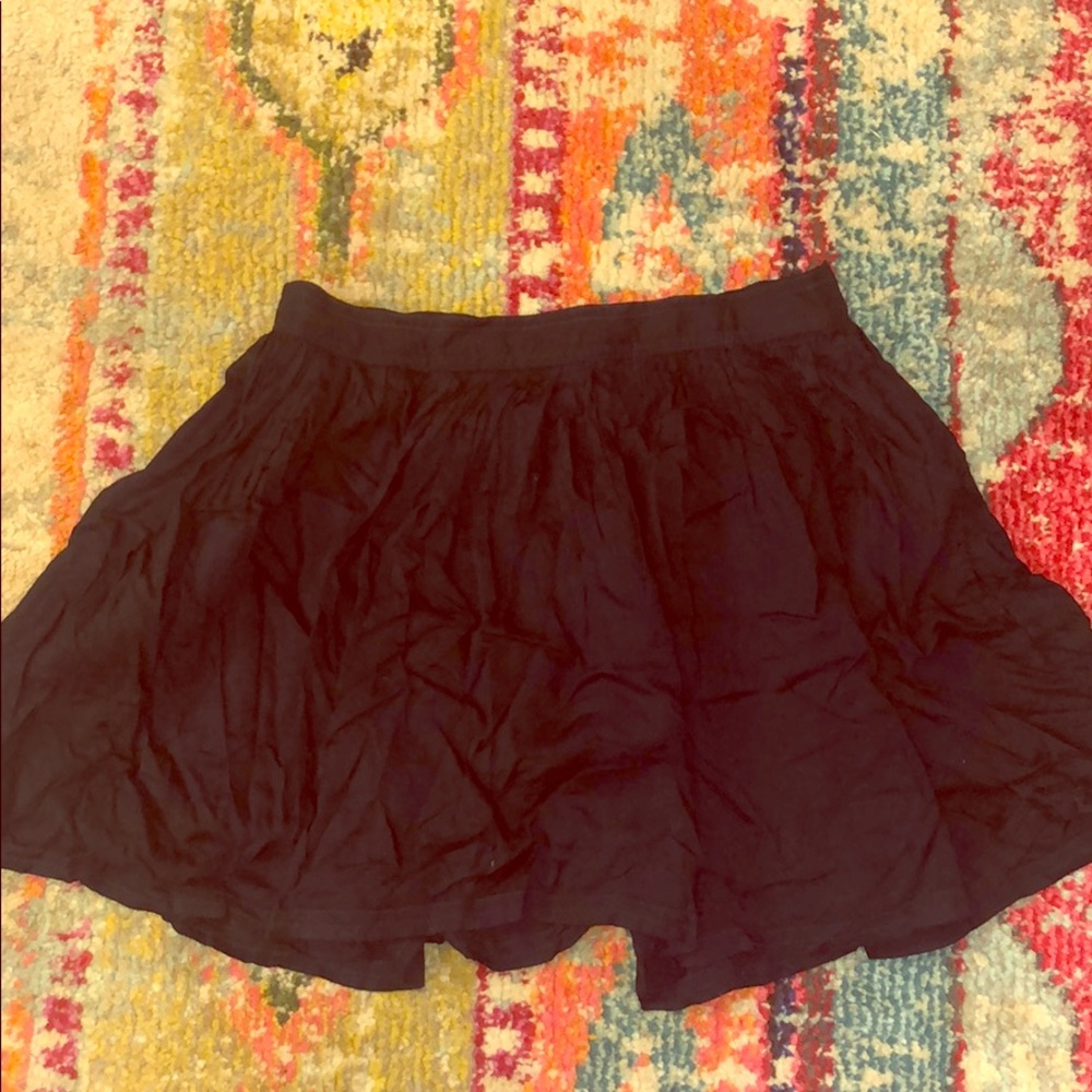Loose black mini skirt from American Eagle